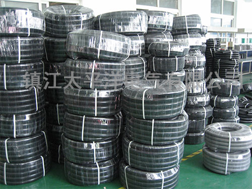 黑色波(bō)紋尼龍軟管(guan)