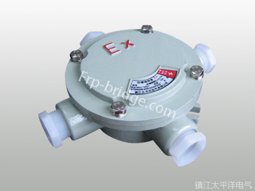 AH型(xíng)防爆接線(xian)盒四通生(sheng)産租賃廠(chang)家