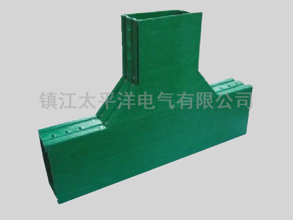 玻璃(lí)鋼水平三通