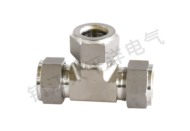 卡套三通中(zhong)間接頭