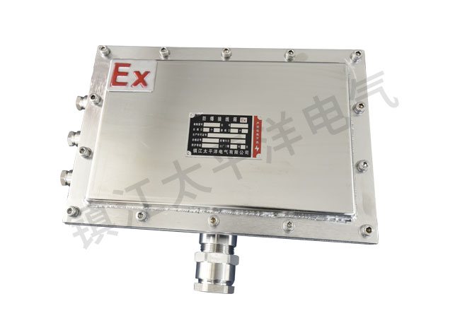 不鏽(xiu)鋼防爆接(jiē)線箱